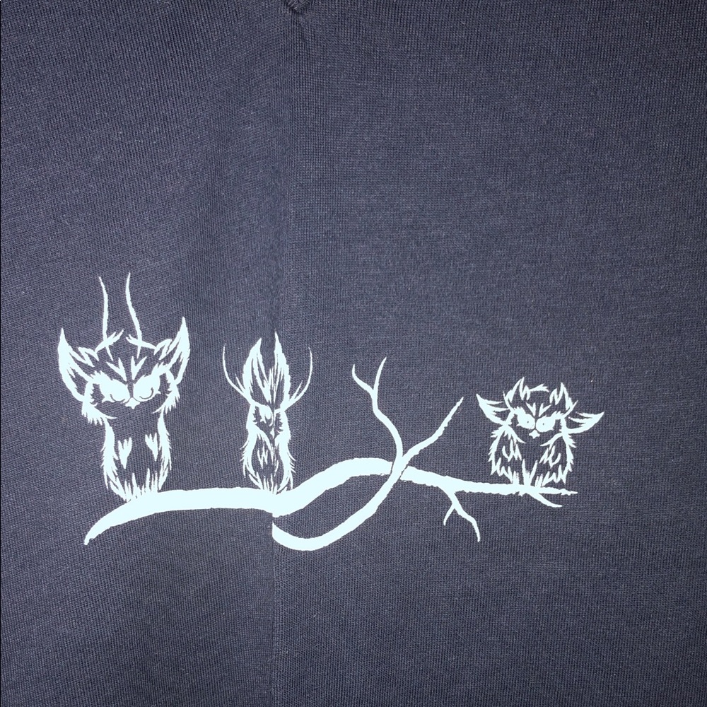 ILONA ANDREWS OWLCRATE GRAPHIC TEE